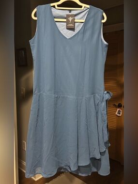 ViVI Soft Blue-Teal Flapper style V-Neck Sleeveless Dress